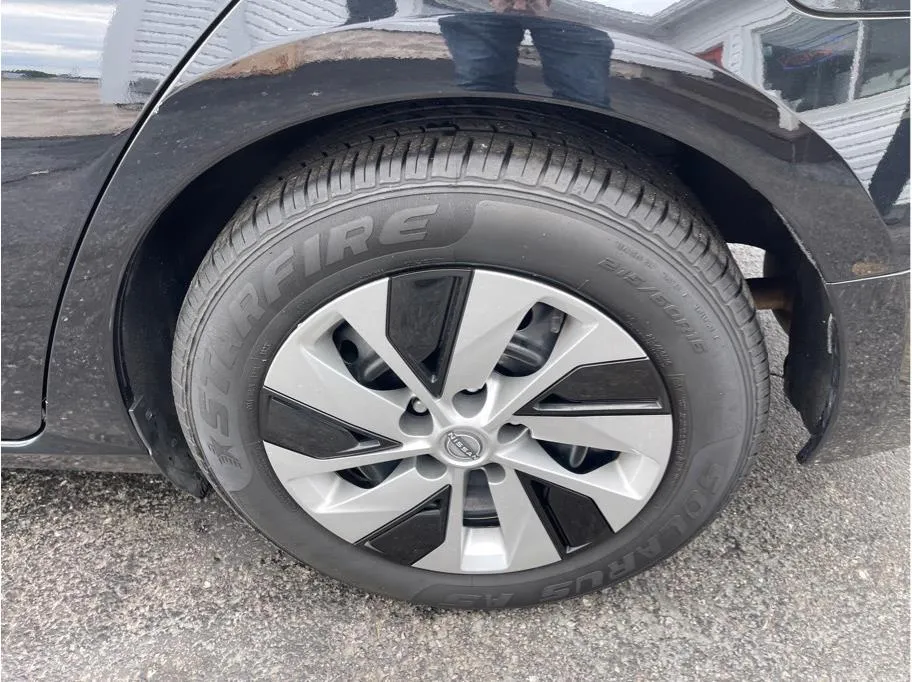 Nissan Altima photo 25