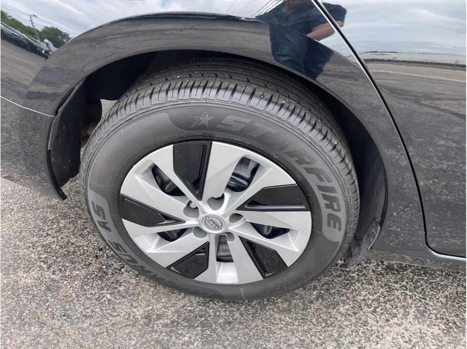 Nissan Altima photo 26