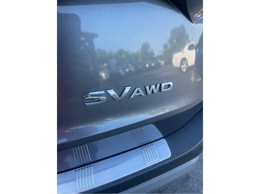 Nissan Rogue photo 25