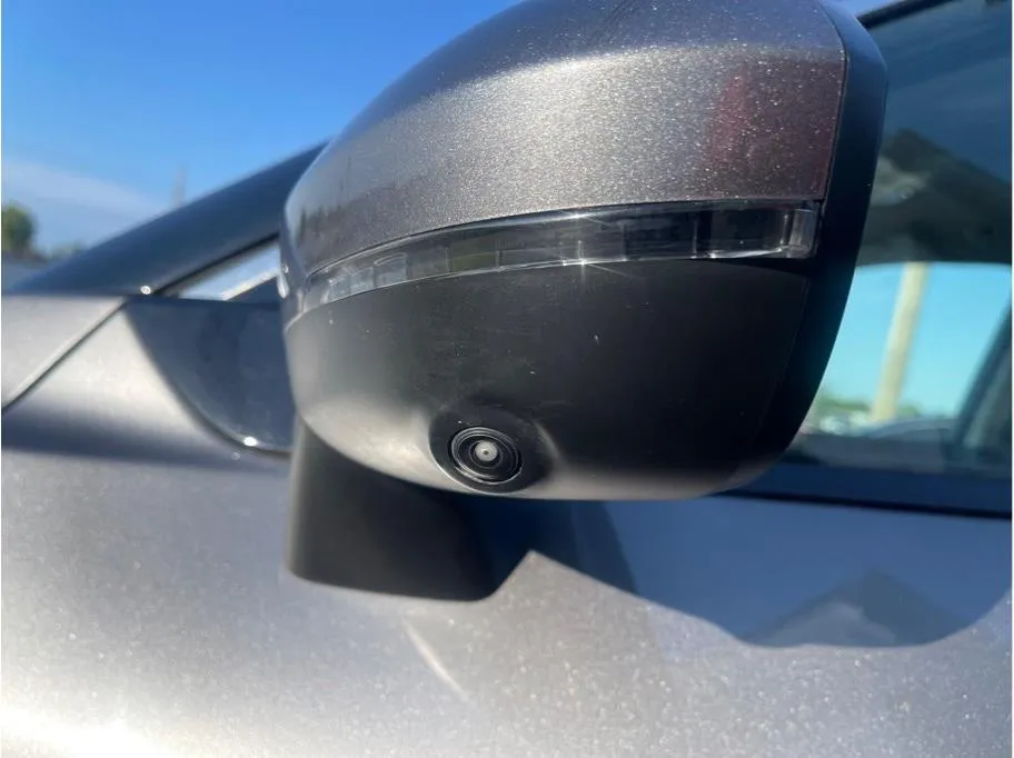 Nissan Rogue photo 9