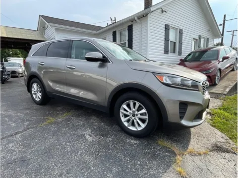 More photos of 2019 Kia Sorento L Sport Utility 4D at O'Fallon Motors, MO
