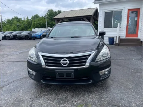 Photos of 2015 Nissan Altima 2.5 SL Sedan 4D for sale in O’Fallon, MO at O'Fallon Motors