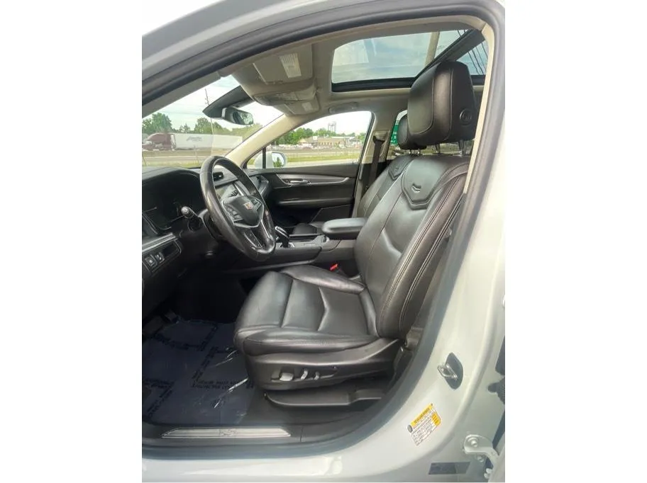 2019 Cadillac XT5 Luxury - Photo 10