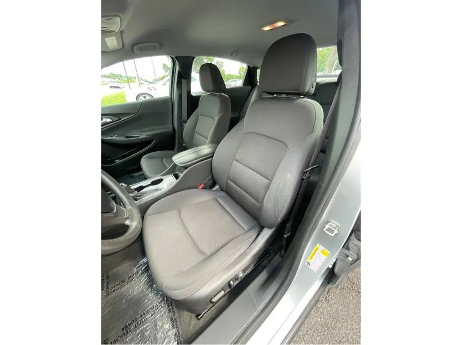 Chevrolet Malibu photo 15