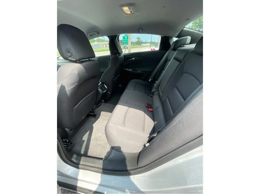 Chevrolet Malibu photo 23