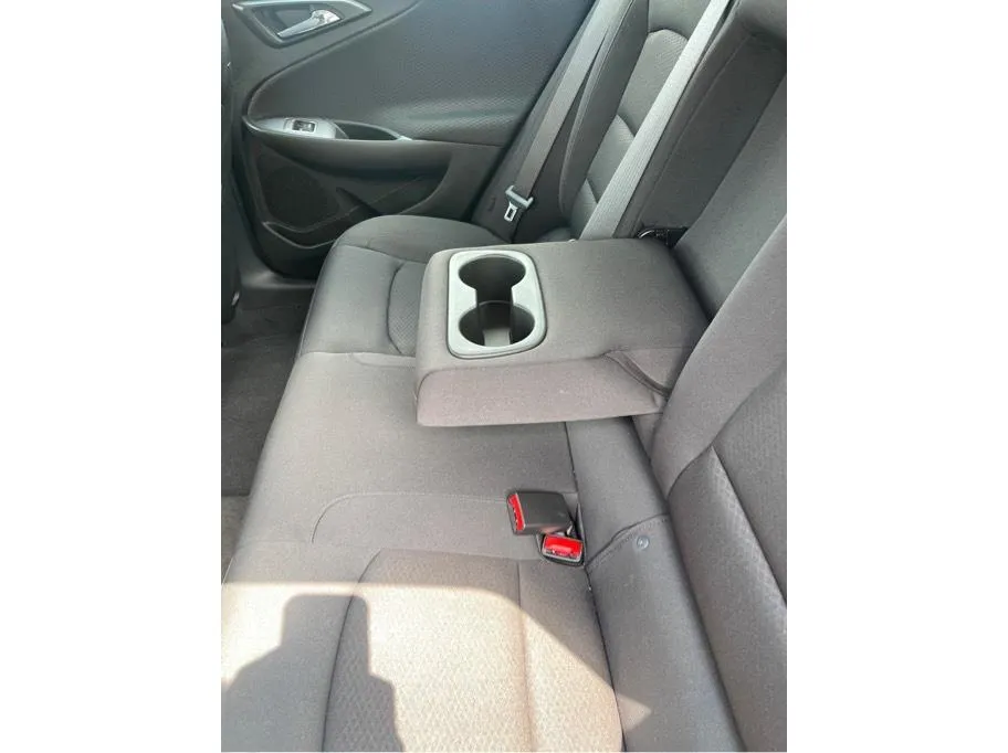 Chevrolet Malibu photo 24