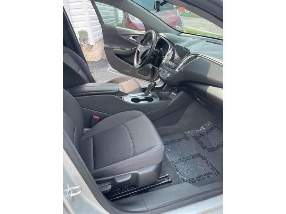 Chevrolet Malibu photo 25