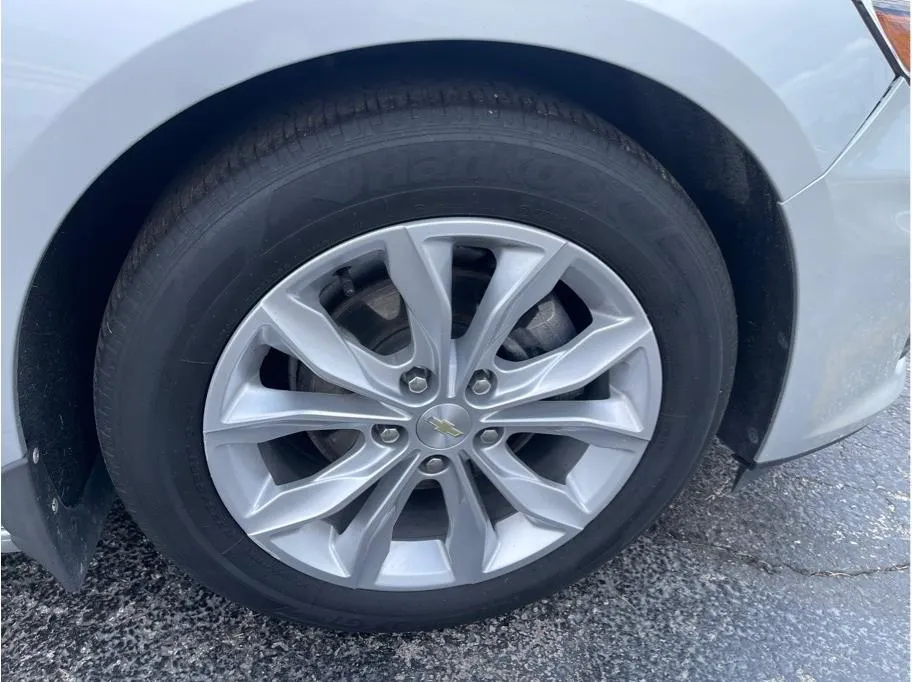 Chevrolet Malibu photo 33