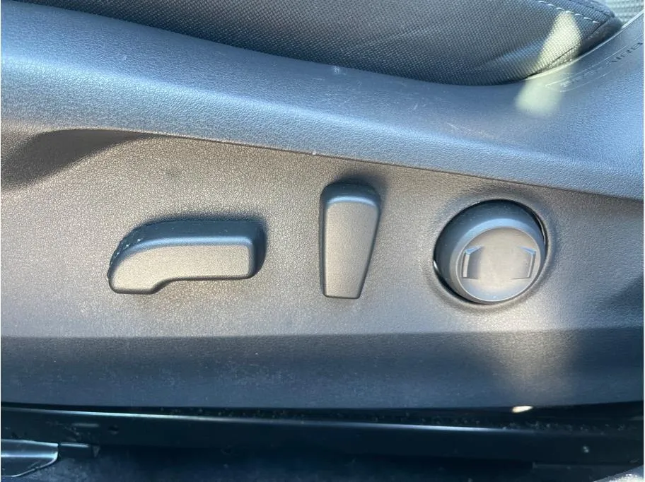 Subaru Outback photo 13