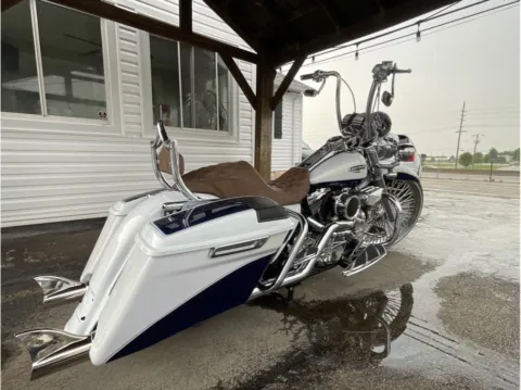 Photos of 2007 Harley Davidson Road King Classic for sale in O’Fallon, MO at O'Fallon Motors