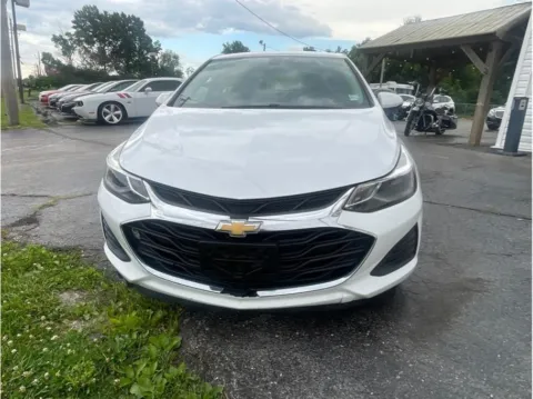 Photos of 2019 Chevrolet Cruze LT Sedan 4D for sale in O’Fallon, MO at O'Fallon Motors