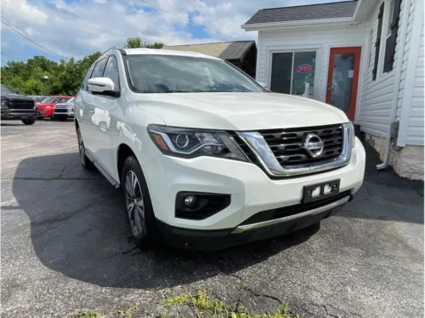 Another view of 2017 Nissan Pathfinder SL Sport Utility 4D for sale in O’Fallon, MO at O'Fallon Motors