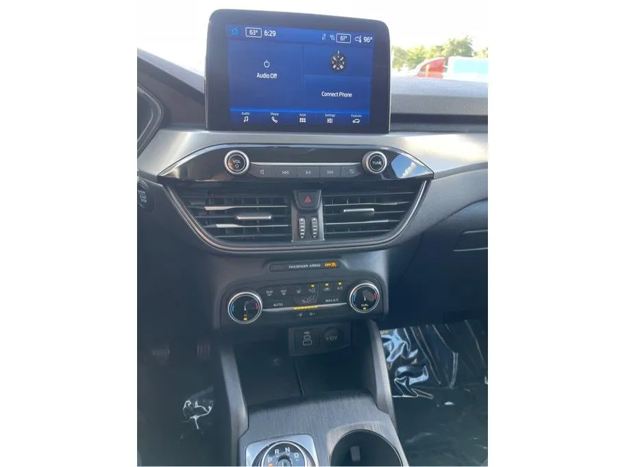 Ford Escape photo 18