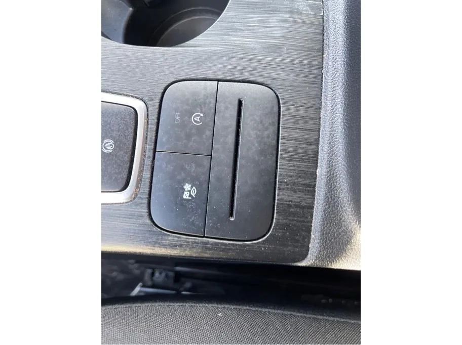 Ford Escape photo 27