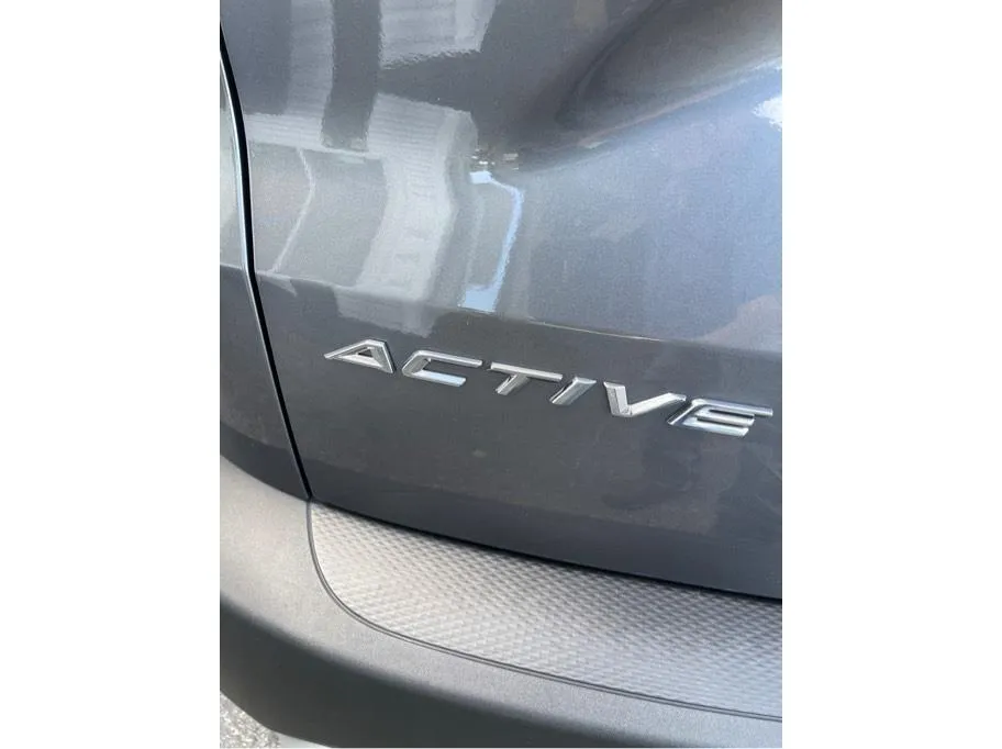 Ford Escape photo 32