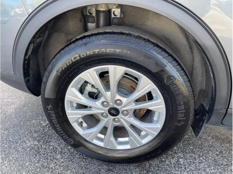 Ford Escape photo 36