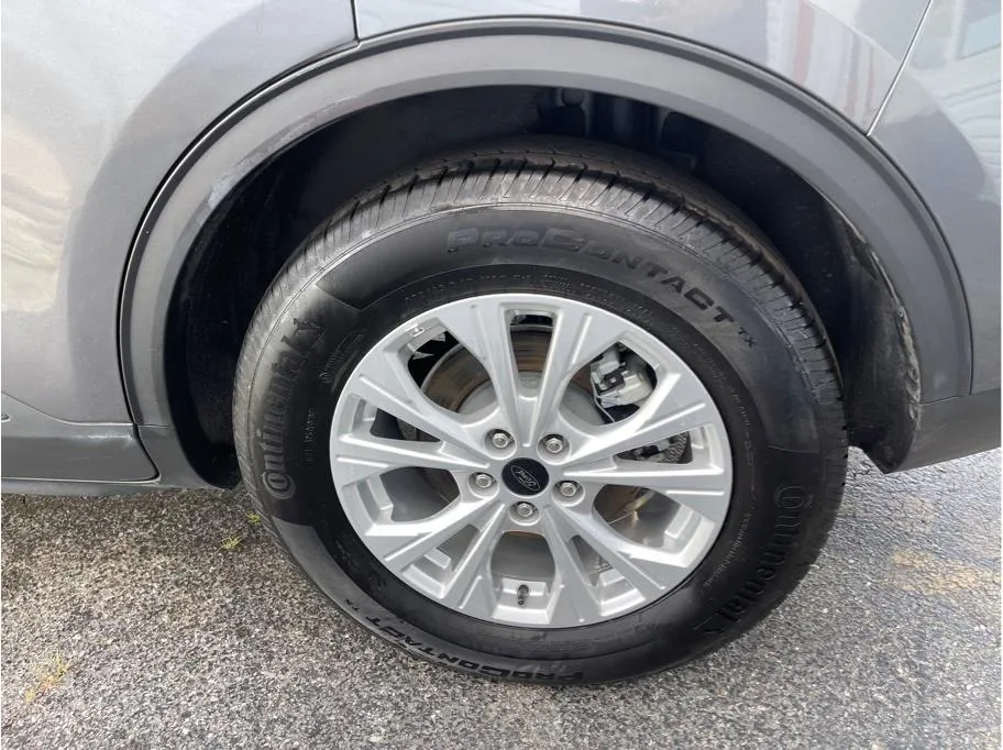 Ford Escape photo 37