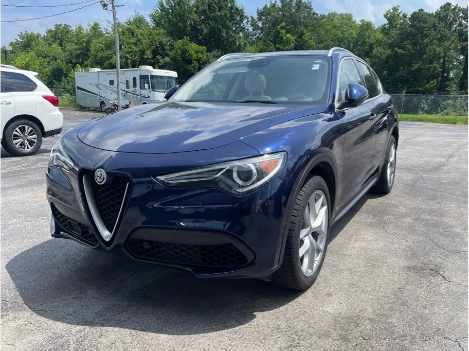 Blue 2019 Alfa Romeo Stelvio Ti Lusso Sport Utility 4D for sale in O’Fallon, MO