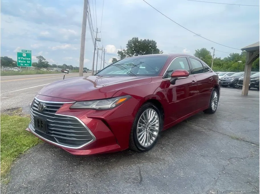 Red 2020 Toyota Avalon Limited Sedan 4D for sale in O’Fallon, MO
