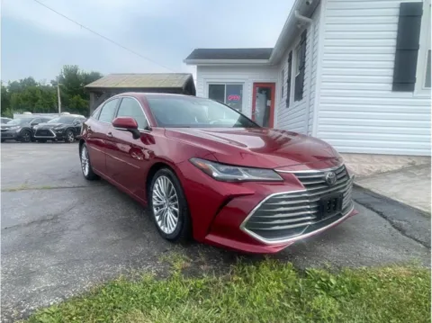 Another view of 2020 Toyota Avalon Limited Sedan 4D for sale in O’Fallon, MO at O'Fallon Motors