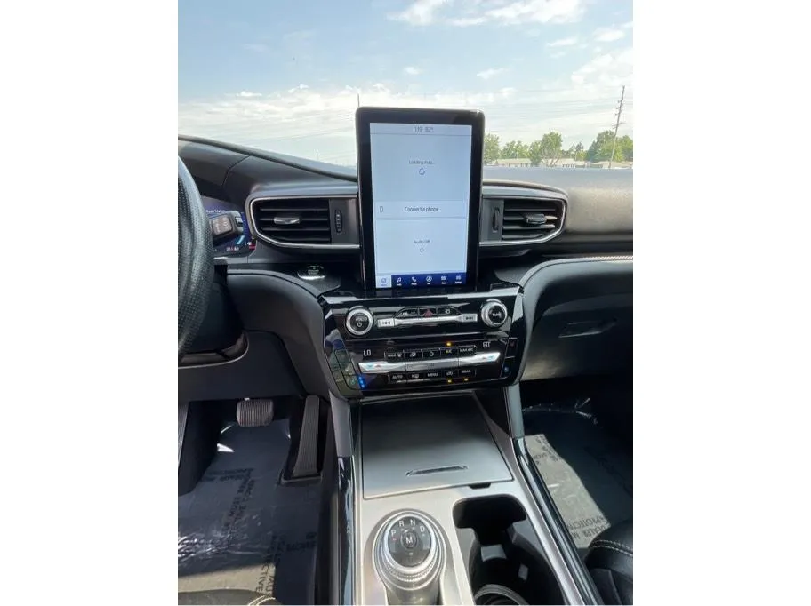 Ford Explorer photo 15