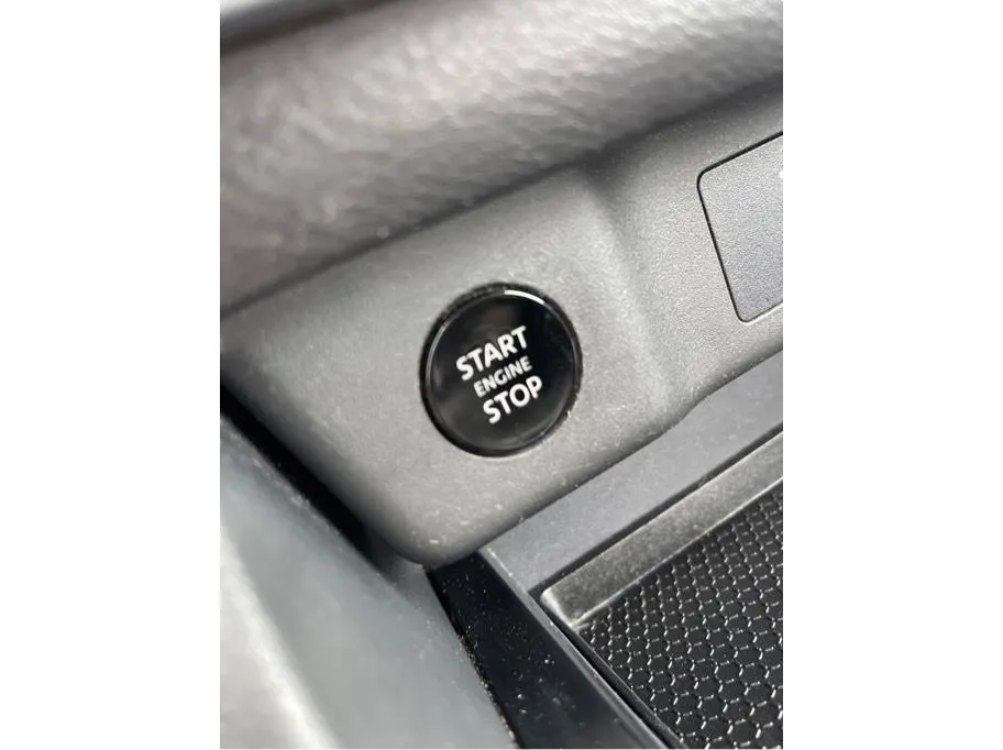 Nissan Rogue photo 17
