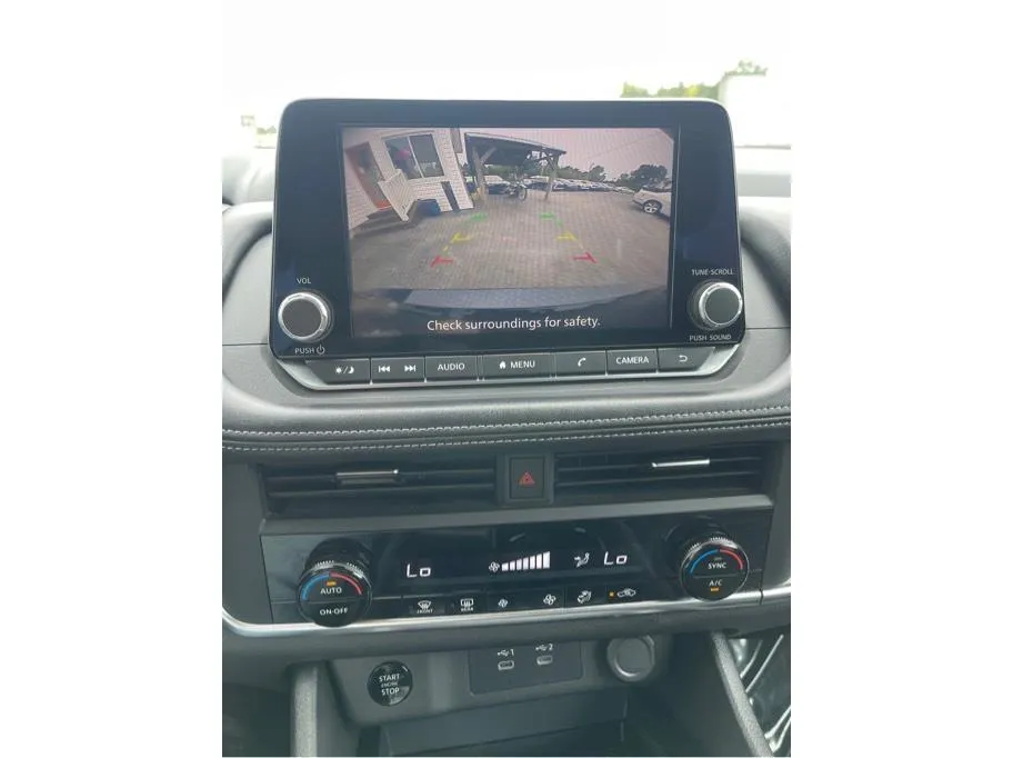 Nissan Rogue photo 21
