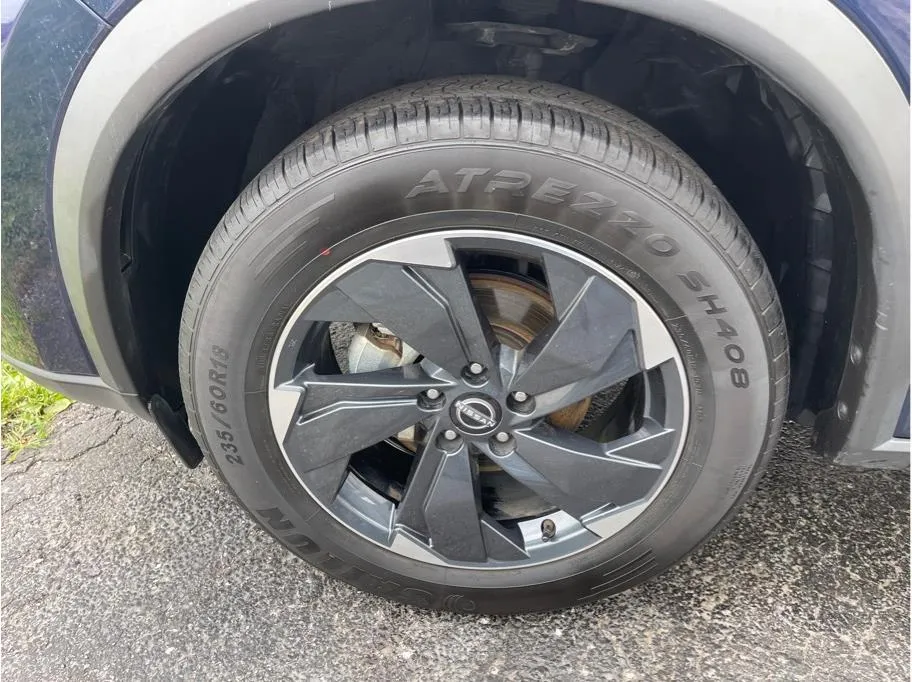 Nissan Rogue photo 30