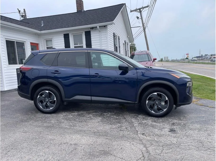 Nissan Rogue photo 4