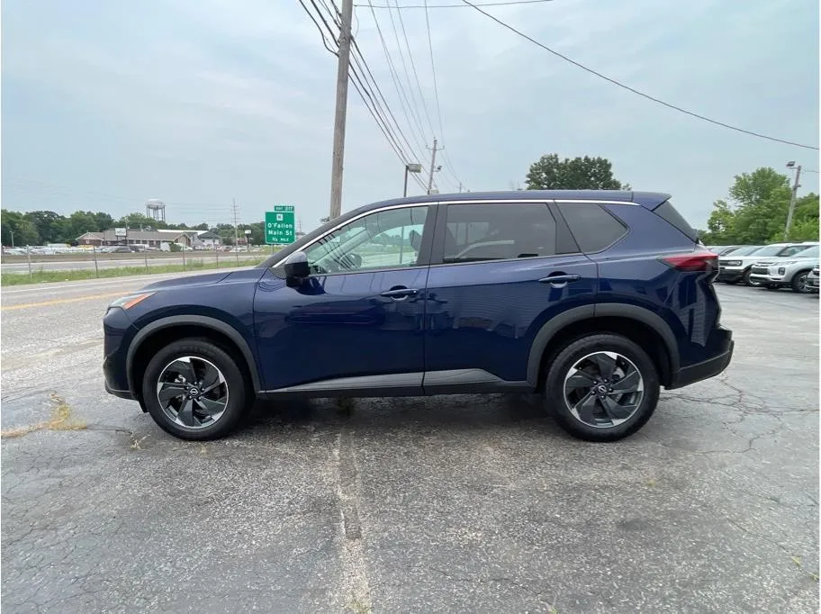 Nissan Rogue photo 9