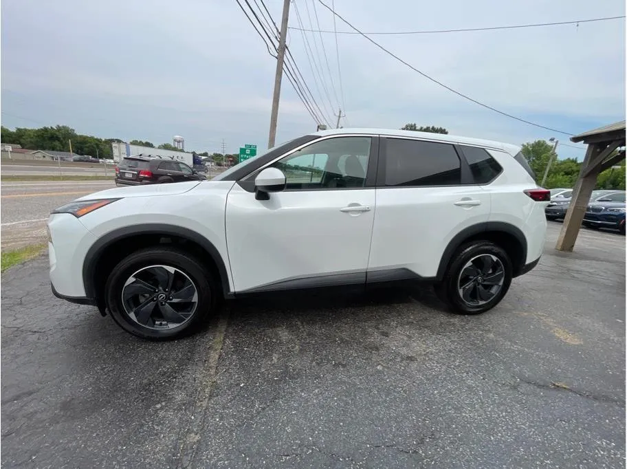 Nissan Rogue photo 11