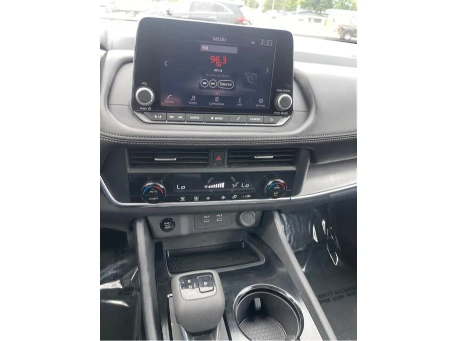 Nissan Rogue photo 31
