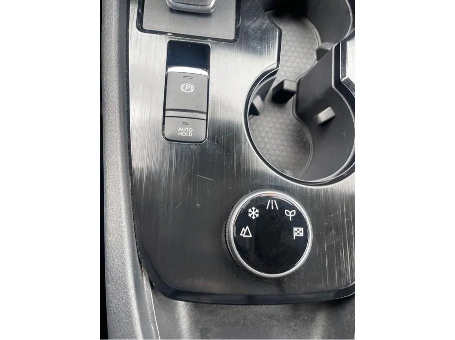 Nissan Rogue photo 34
