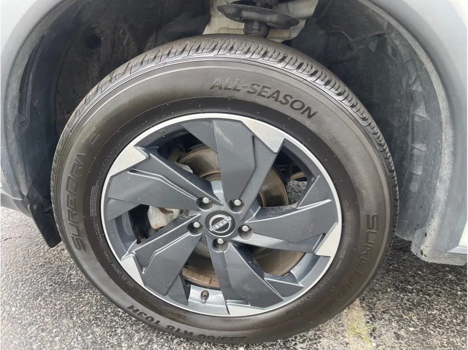 Nissan Rogue photo 36