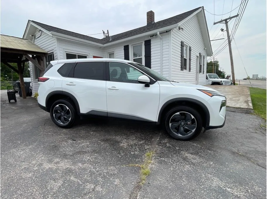 Nissan Rogue photo 5