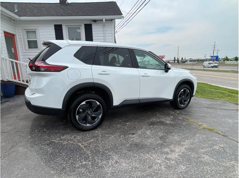 Nissan Rogue photo 6