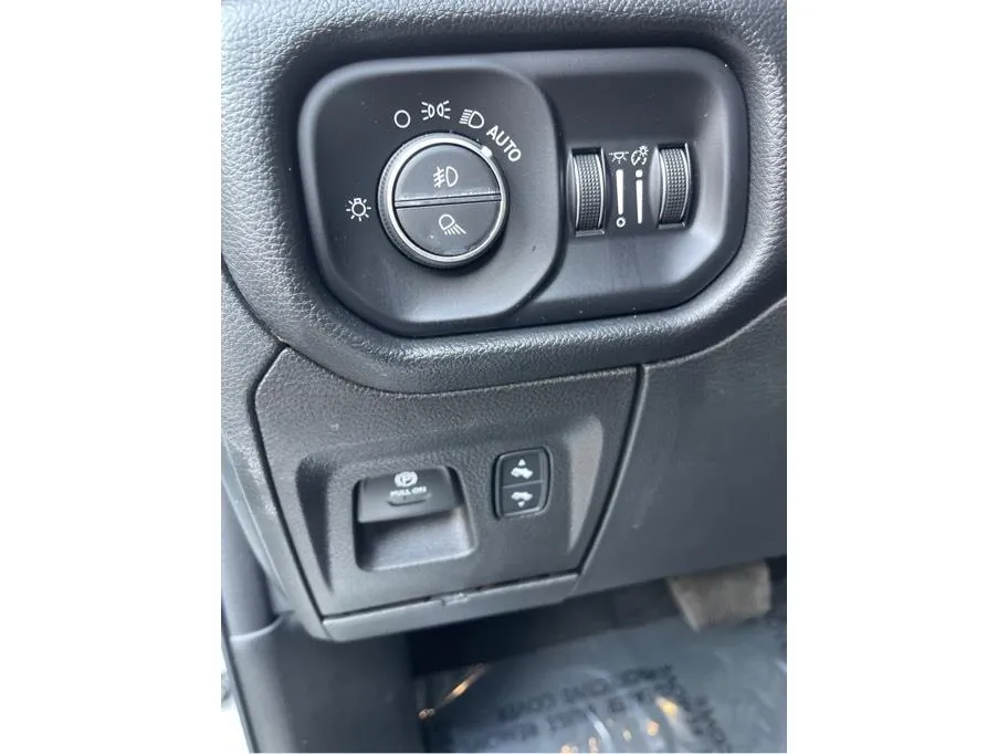 Ram 1500 photo 17