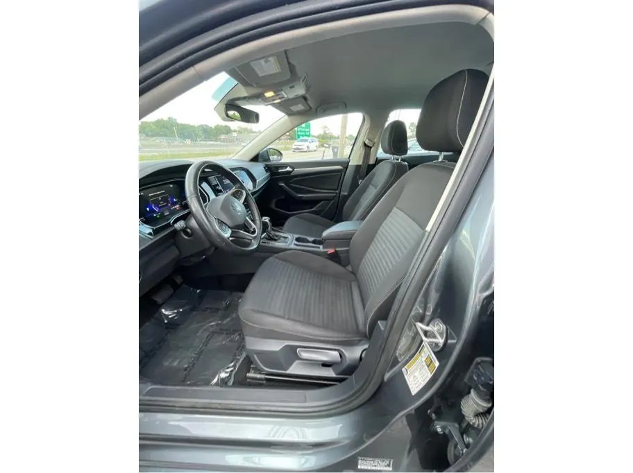 Volkswagen Jetta photo 10