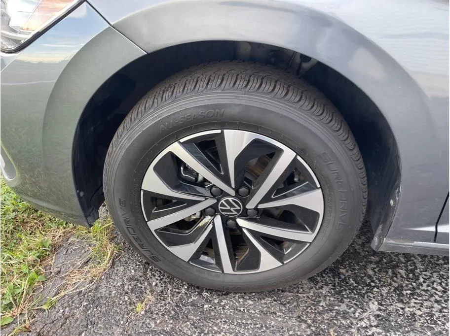 Volkswagen Jetta photo 24