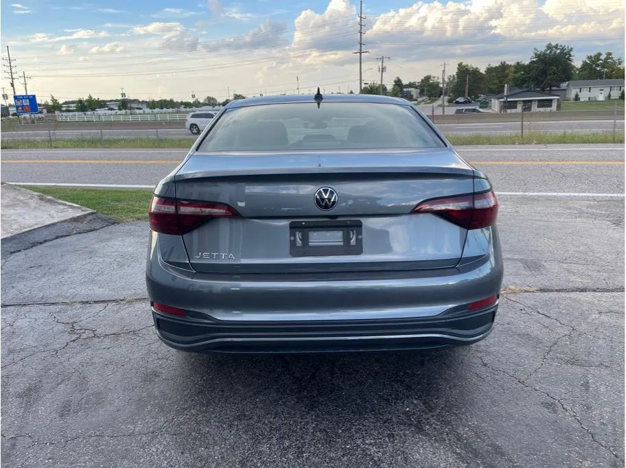 Volkswagen Jetta photo 7