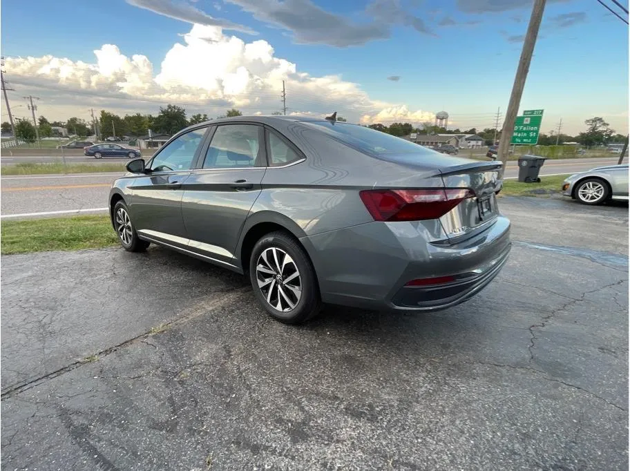 Volkswagen Jetta photo 8