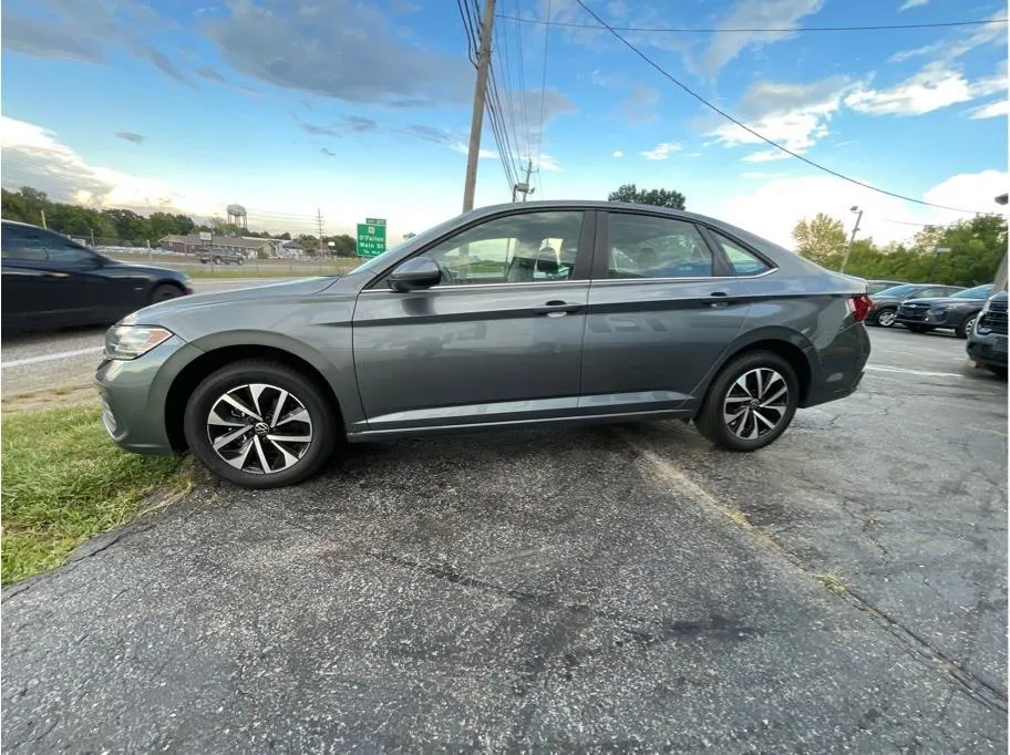 Volkswagen Jetta photo 9