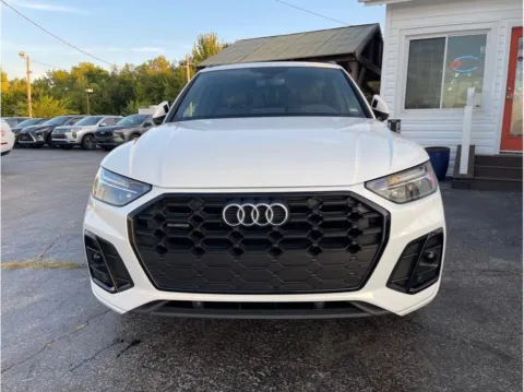 White 2025 Audi Q5 45 TFSI S line Premium Sport Utility 4D for sale in O’Fallon, MO