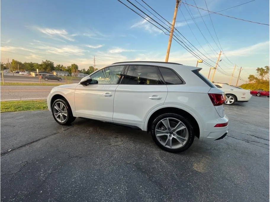 Audi Q5 photo 9