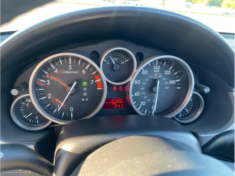 Mazda MX-5 photo 16