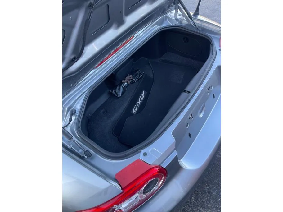 Mazda MX-5 photo 23