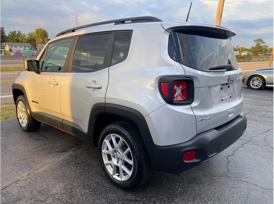 Jeep Renegade photo 10