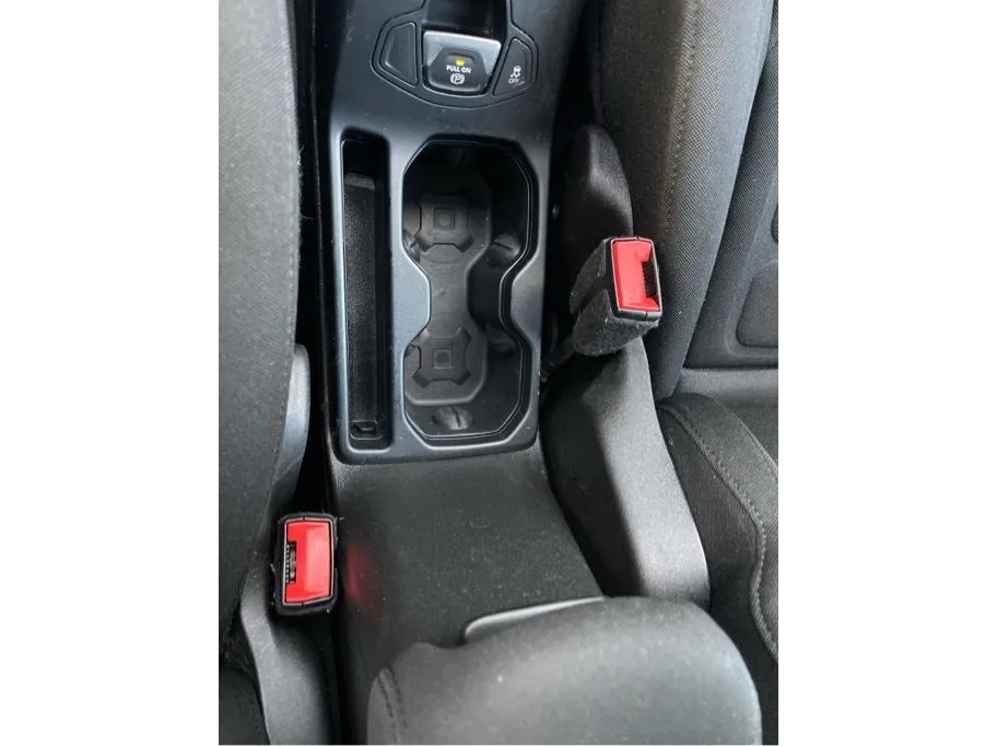 Jeep Renegade photo 25