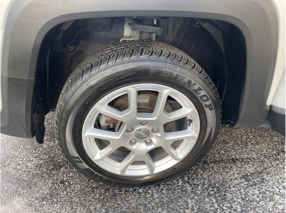 Jeep Renegade photo 34