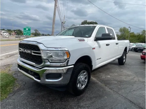 White 2022 Ram 2500 Crew Cab Tradesman Pickup 4D 8 ft for sale in O’Fallon, MO